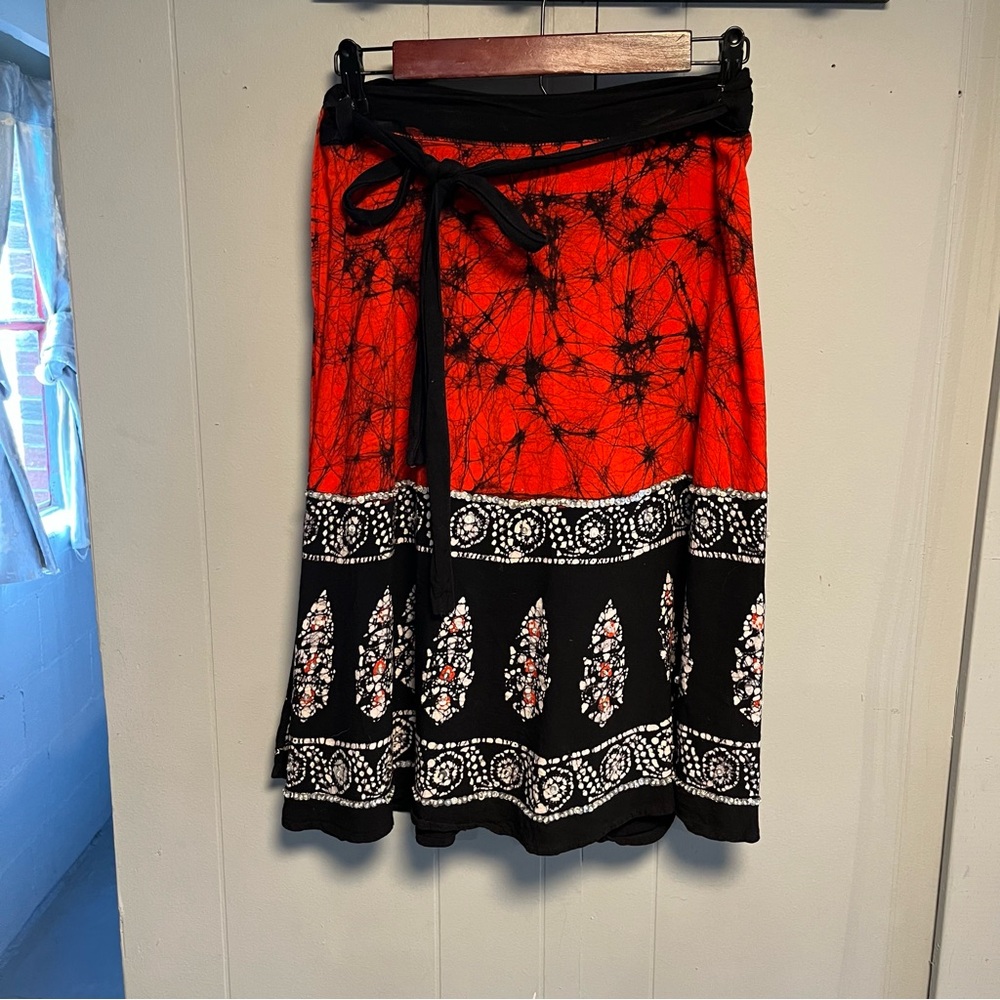 Vintage 80s 90s Funky People Red and Black Boho Batik Tie-Dye Midi Wrap Skirt L